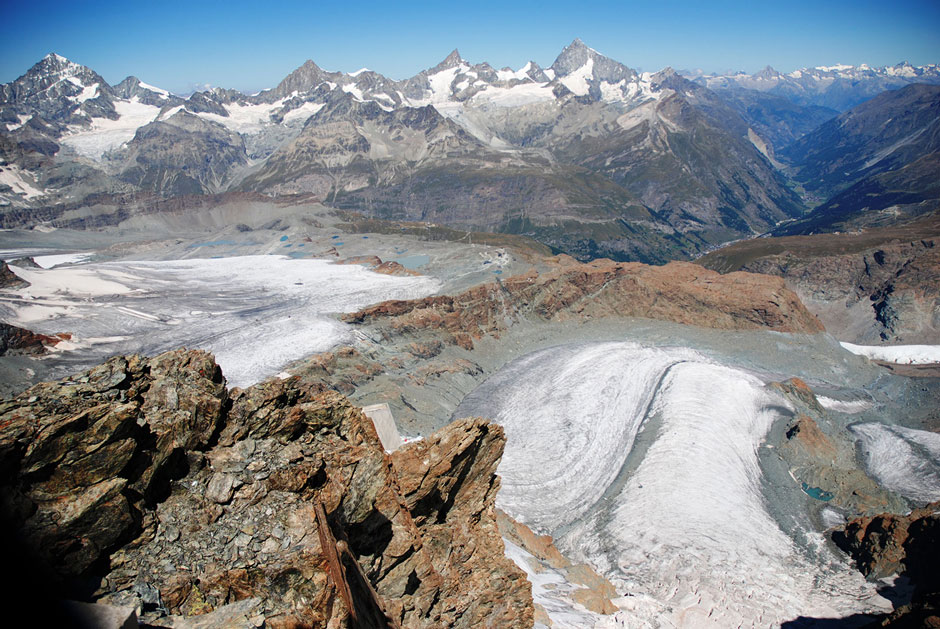 Blick von Kleinmatterhorn zur Zwischenstation