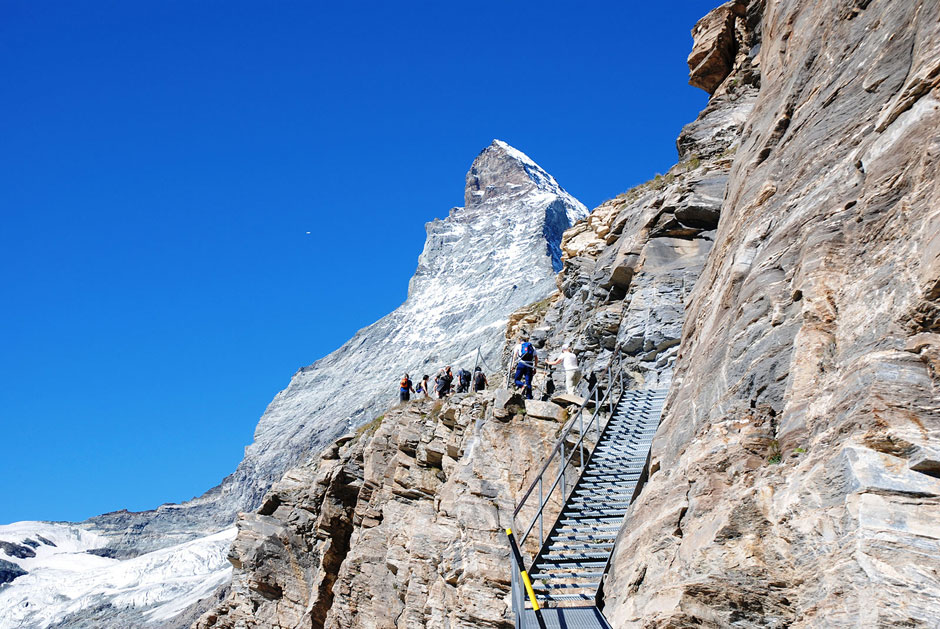 Weg zur Hörnlihütte, mit Eisensteg beim Hirli