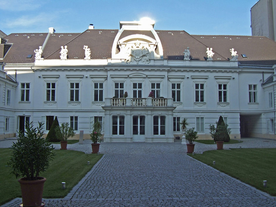 Palais Seiner kaiserlichen Hoheit Herrn Erzherzog Carl Ludwig, Innenhof
