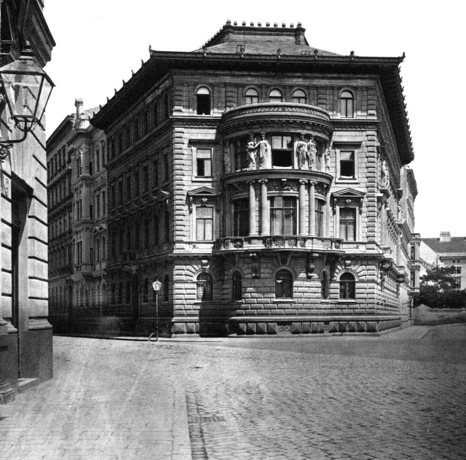 Archivbild: Ansicht des Zinshauses des Herrn Wilhelm Coulon, 1877; 1040 Wien, Karlgasse 15