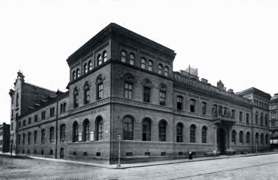Archivbild: Technologische Gewerbemuseum; Ecke Währingerstraße und Eisengasse (heute Wilhelm-Exner-Gasse)