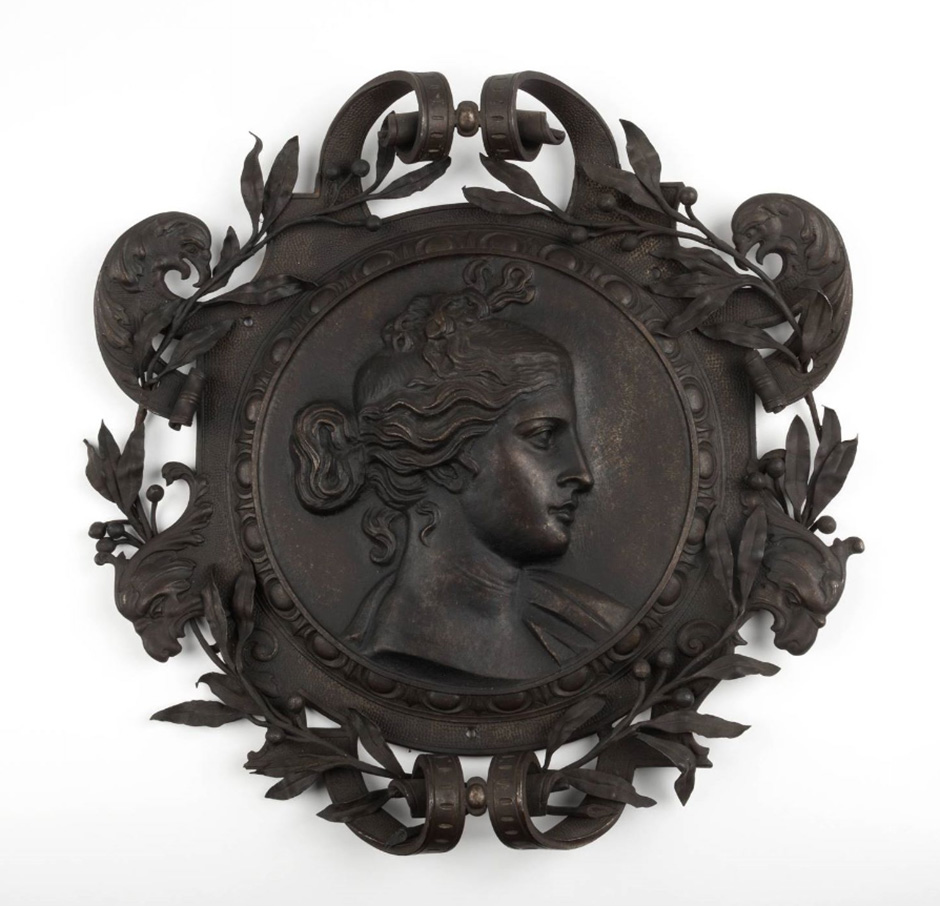 MAK Archivbild 13: Relief, Eisen geschwärzt, HxBxT 43x43x7 cm, 1867 bis 1900