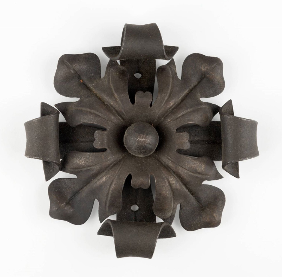 MAK Archivbild 111: Beschlag, Eisen geschwärzt, HxB 4x16 cm, 1867 bis 1900
