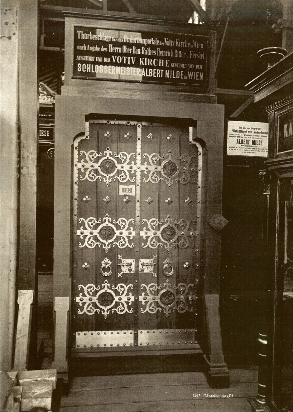Äußerer Türflügel für das Oratoriumportal der Votivkirche